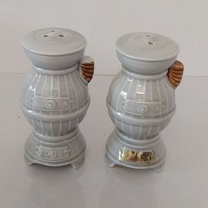 Salt & Pepper Shakers